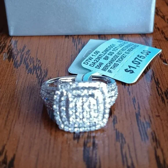 *PD* New Belk & Co.1 ct. t.w. Lab Grown Diamond Ring in Sterling Silver, size 7 - Picture 1 of 8